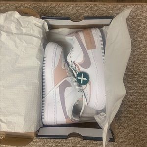 Air Force 1 Shadow Amethyst Ash 5.5